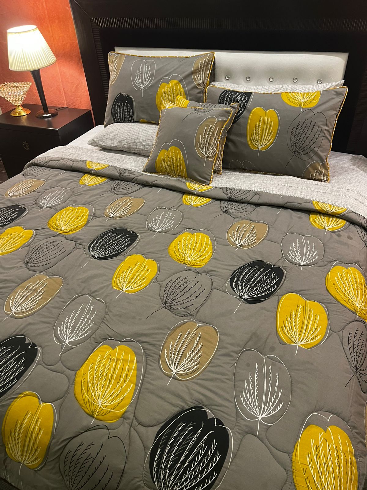 IV651 Cotton Comforter Set - Light Filling