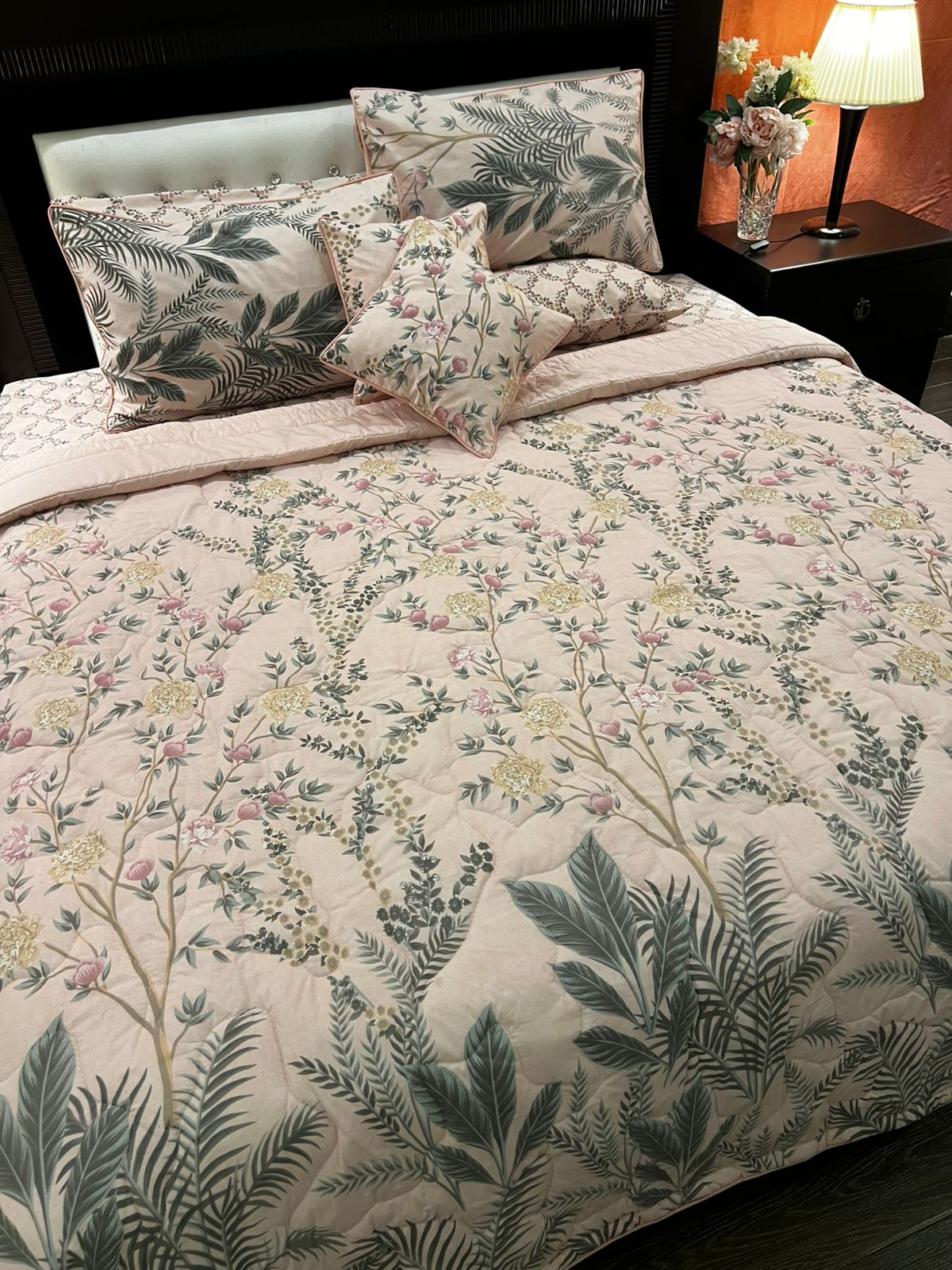 IV683 Cotton Comforter Set - Light Filling