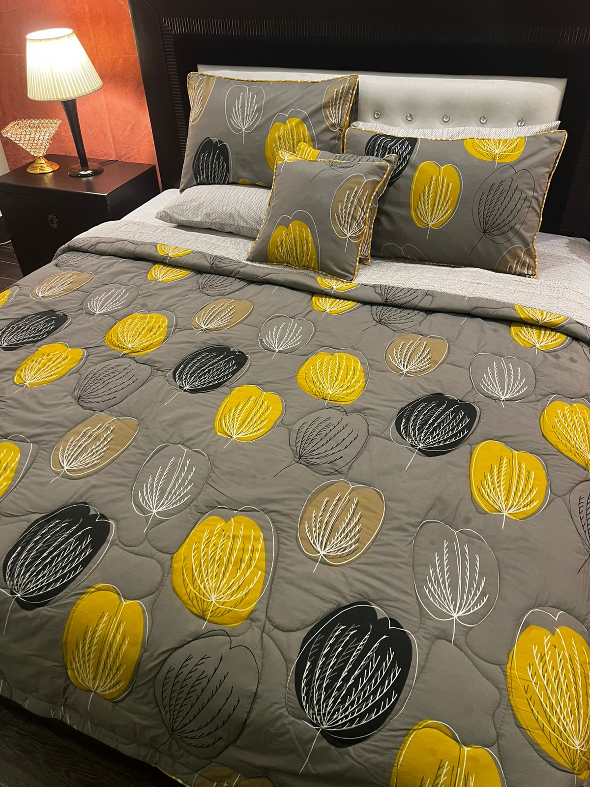 IV651 Cotton Comforter Set - Light Filling