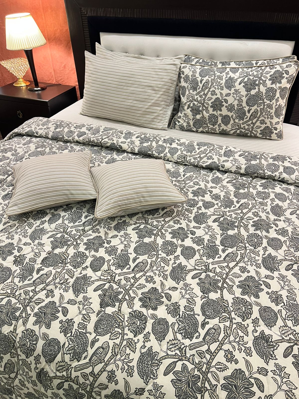 IV578 Cotton Comforter Set - Light Filling