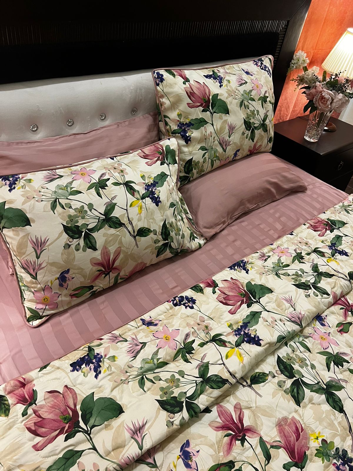 IV645 Luxury Cotton Satin Comforter Set - Light Filling