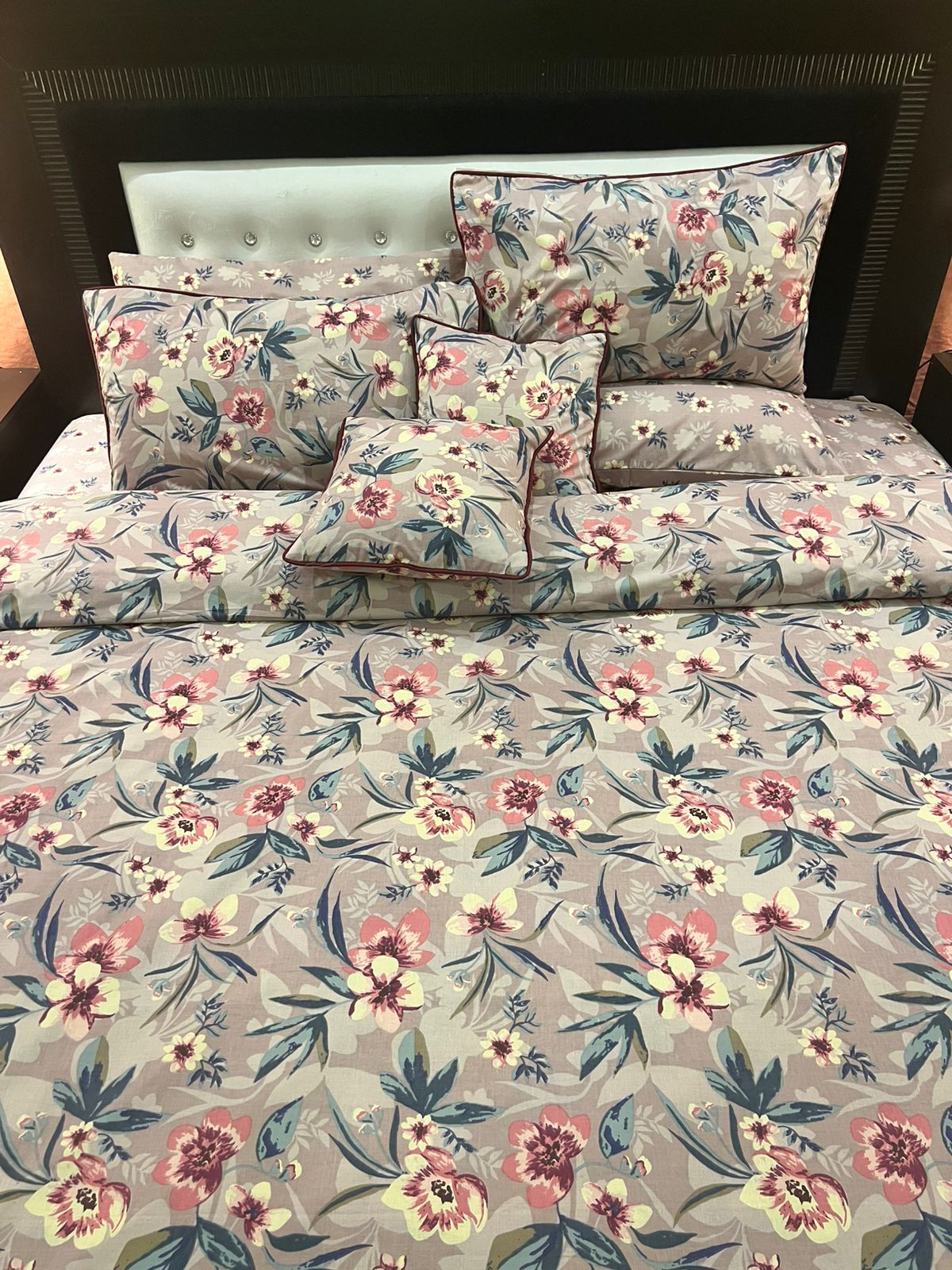 IV706 Cotton Duvet cover Set - Without Filling