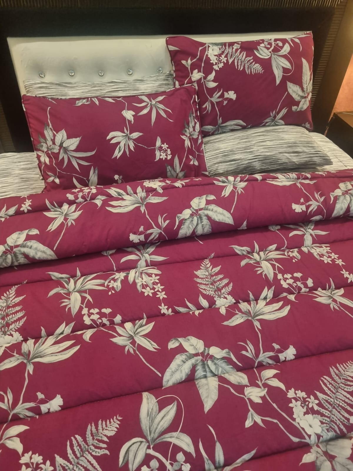 IV715 Cotton Duvet Cover Set - Without Filling