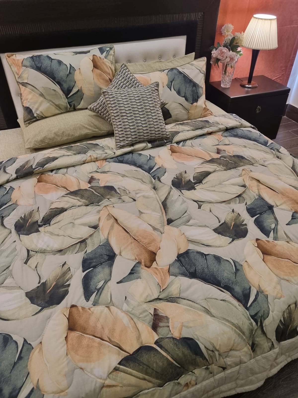 IV686 Cotton Comforter Set - Light Filling