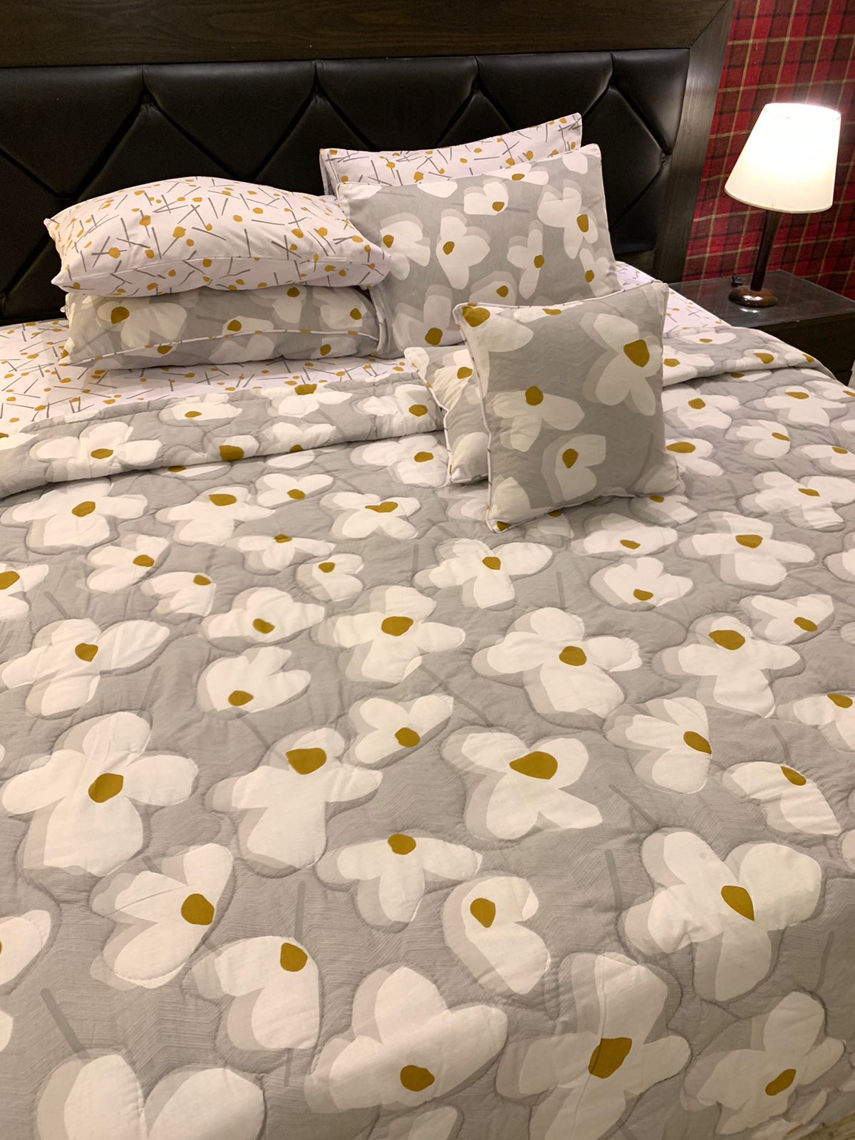 IV311 Cotton Comforter Set - Light Filling