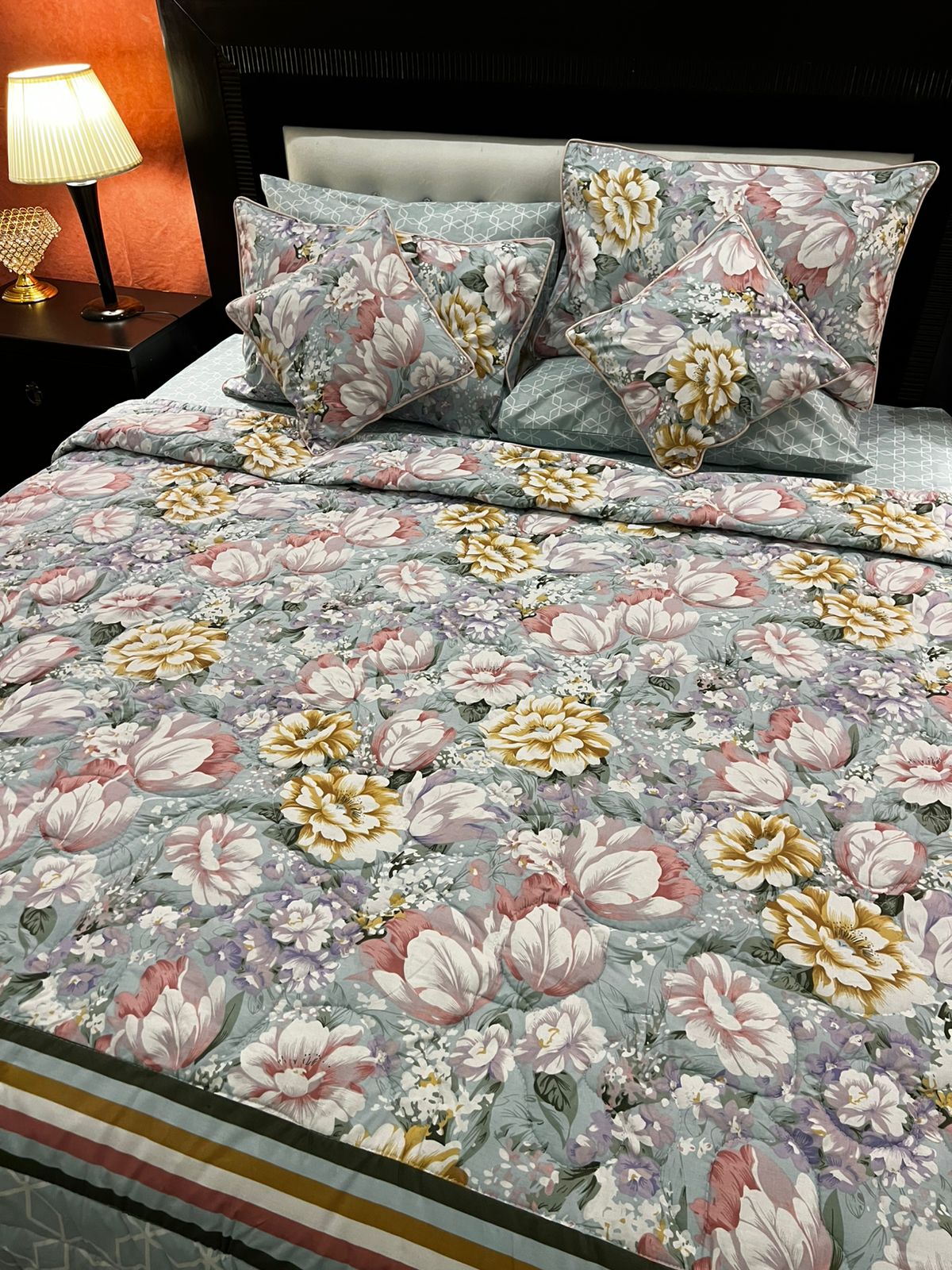 IV680 Cotton Comforter Set - Light Filling