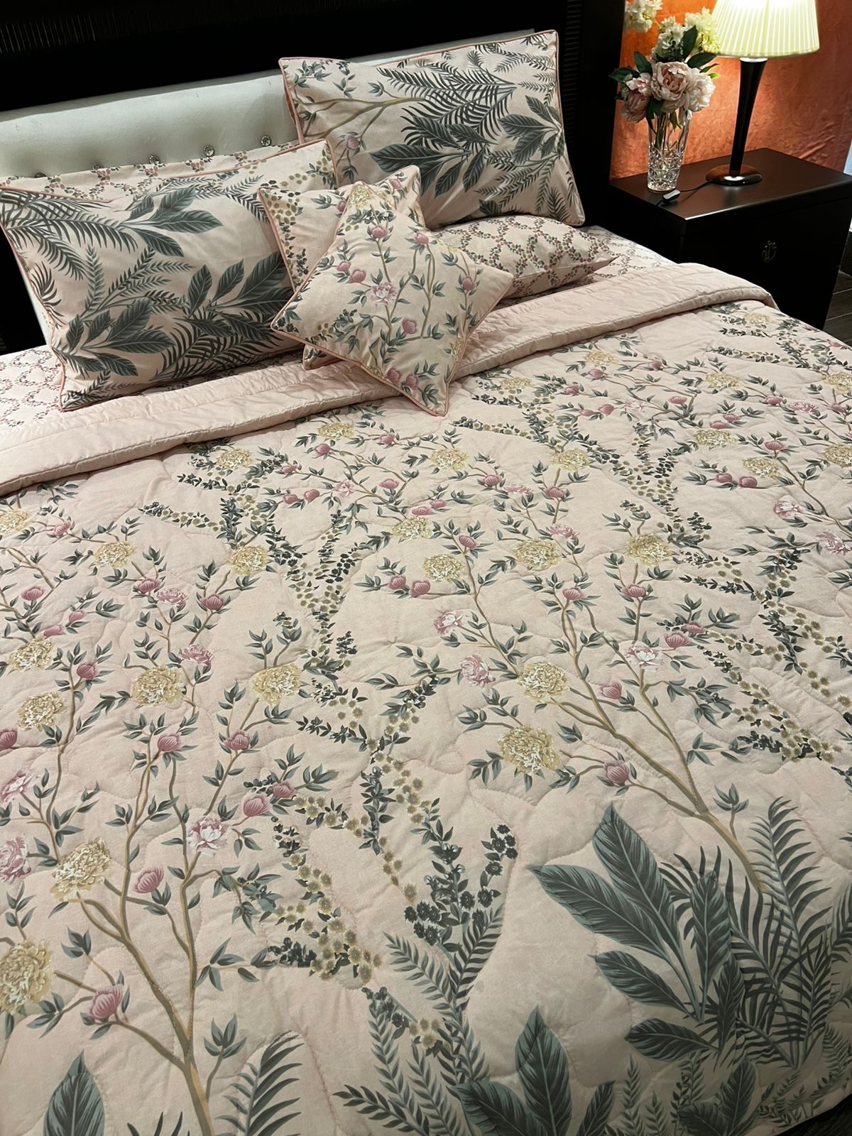 IV683 Cotton Comforter Set - Light Filling