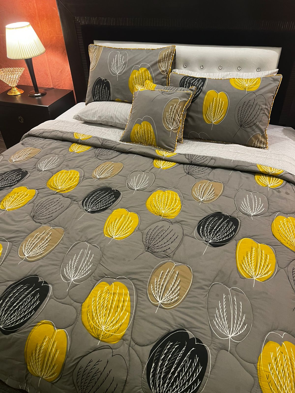 IV651 Cotton Comforter Set - Light Filling