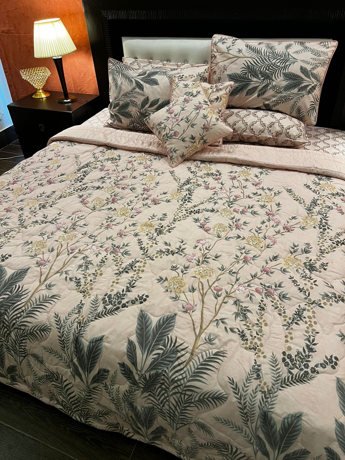 IV683 Cotton Comforter Set - Light Filling