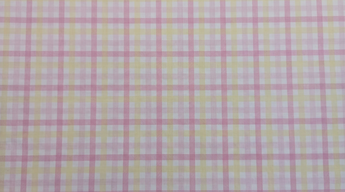 Strawberry Sorbet Check Winter Comforter Set
